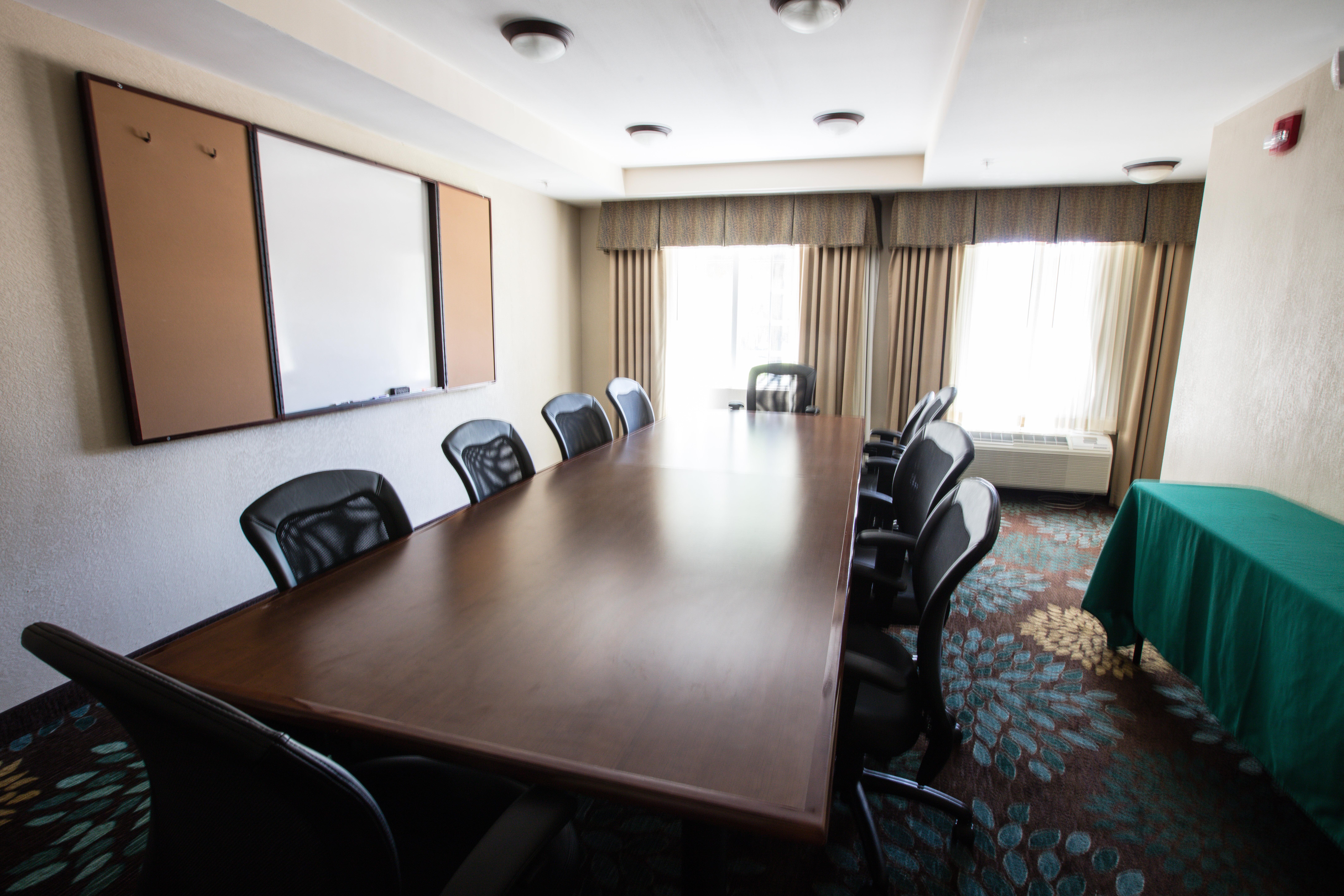 Staybridge Suites Austin Airport By Ihg Екстериор снимка