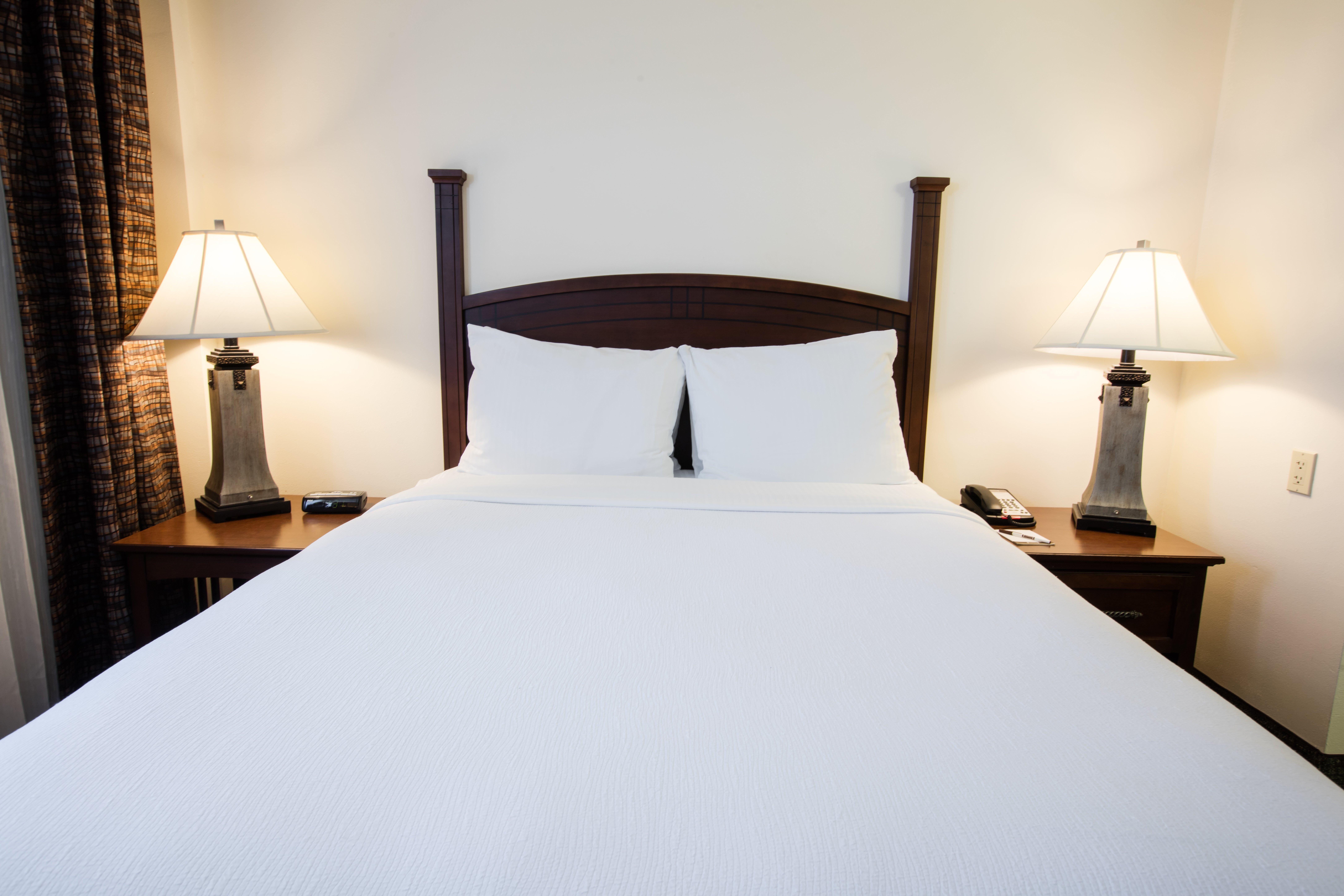 Staybridge Suites Austin Airport By Ihg Екстериор снимка