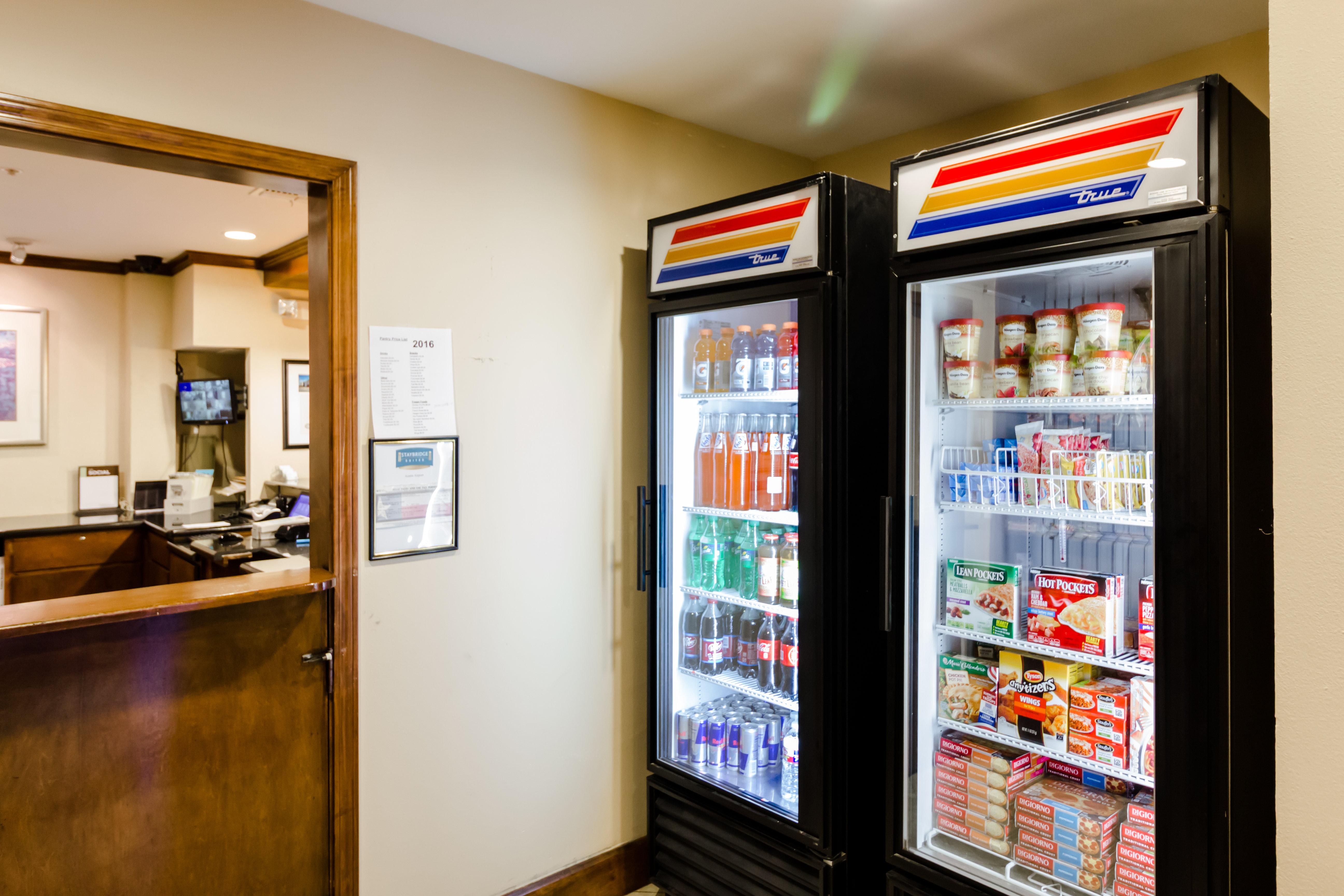 Staybridge Suites Austin Airport By Ihg Екстериор снимка