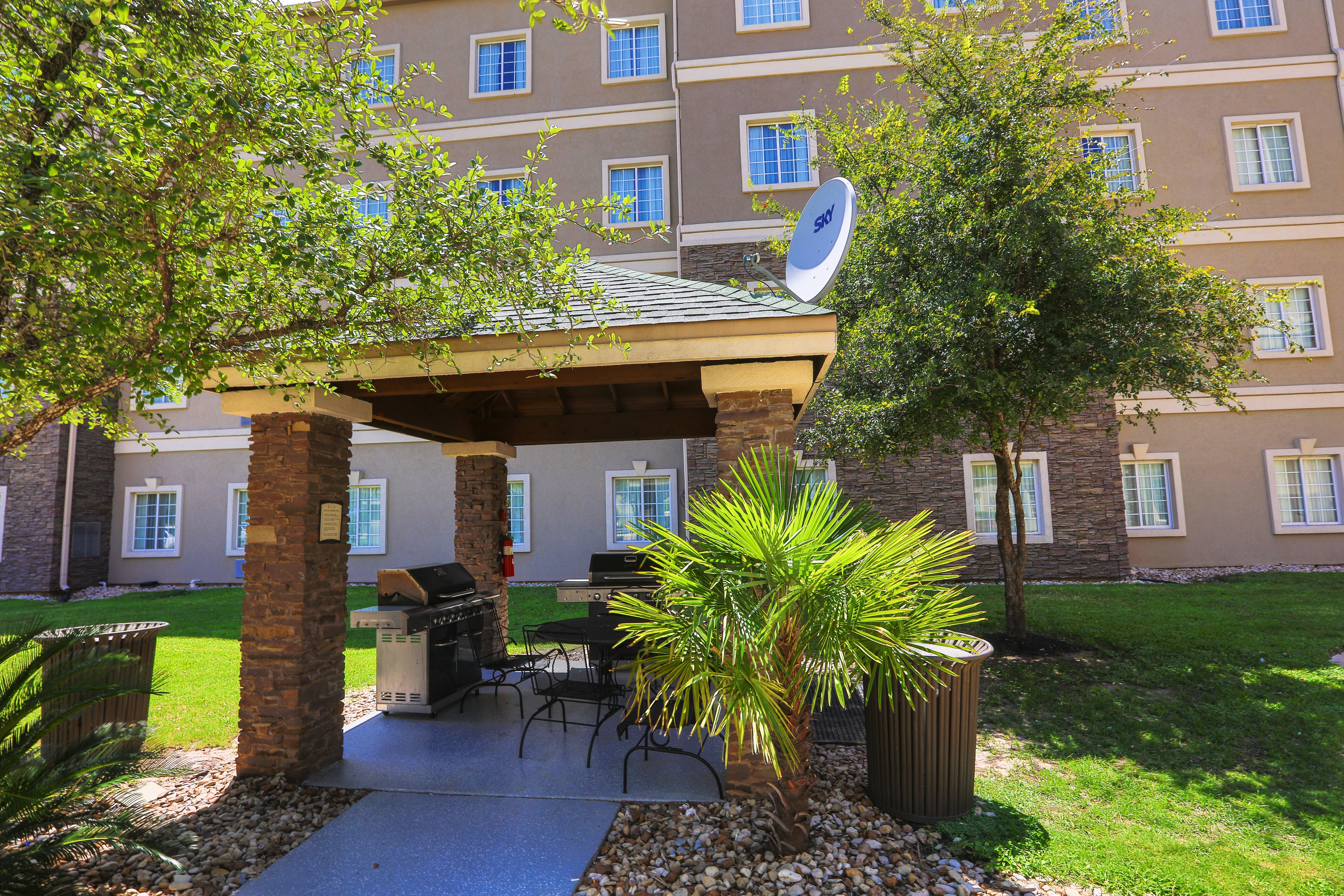 Staybridge Suites Austin Airport By Ihg Екстериор снимка