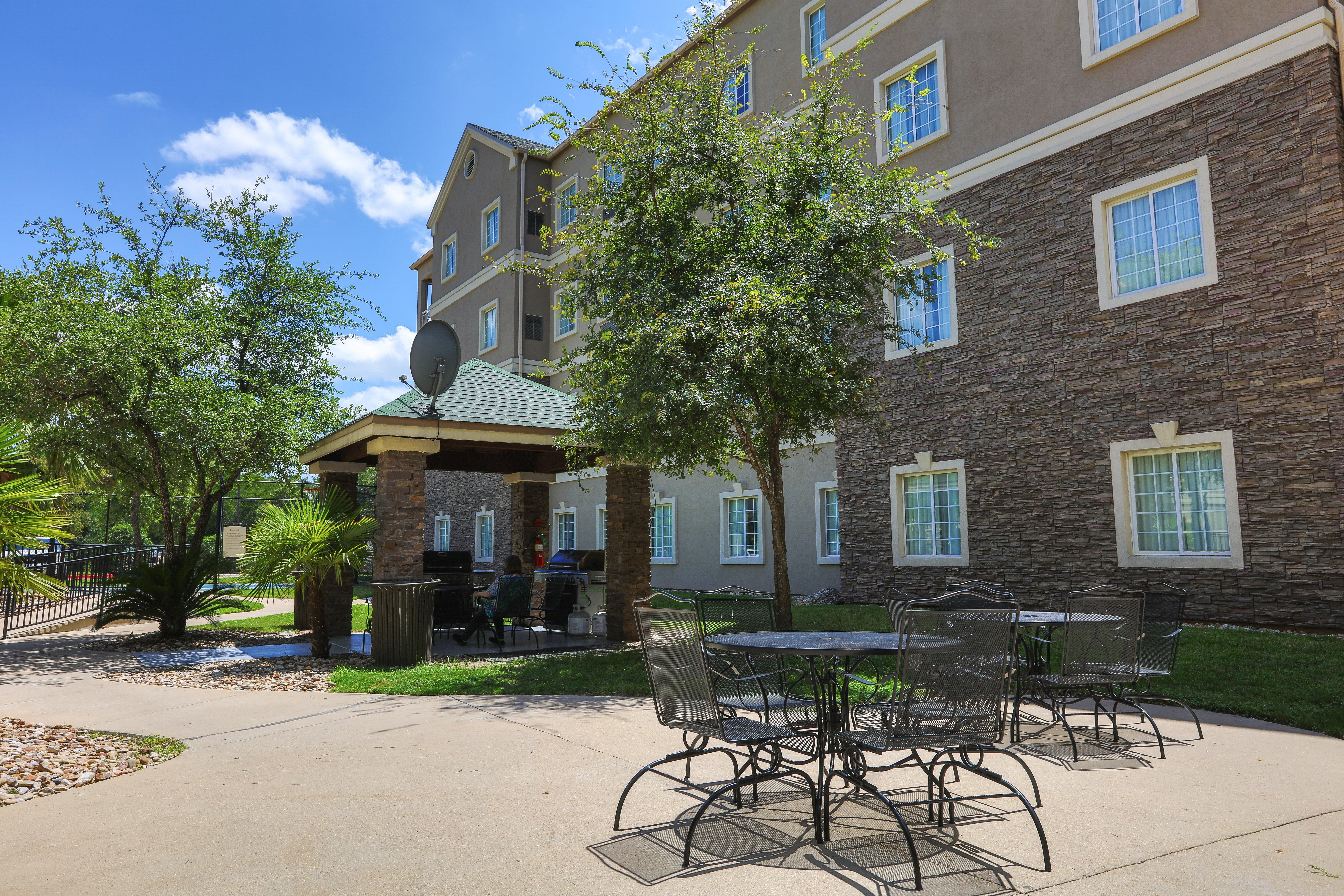 Staybridge Suites Austin Airport By Ihg Екстериор снимка