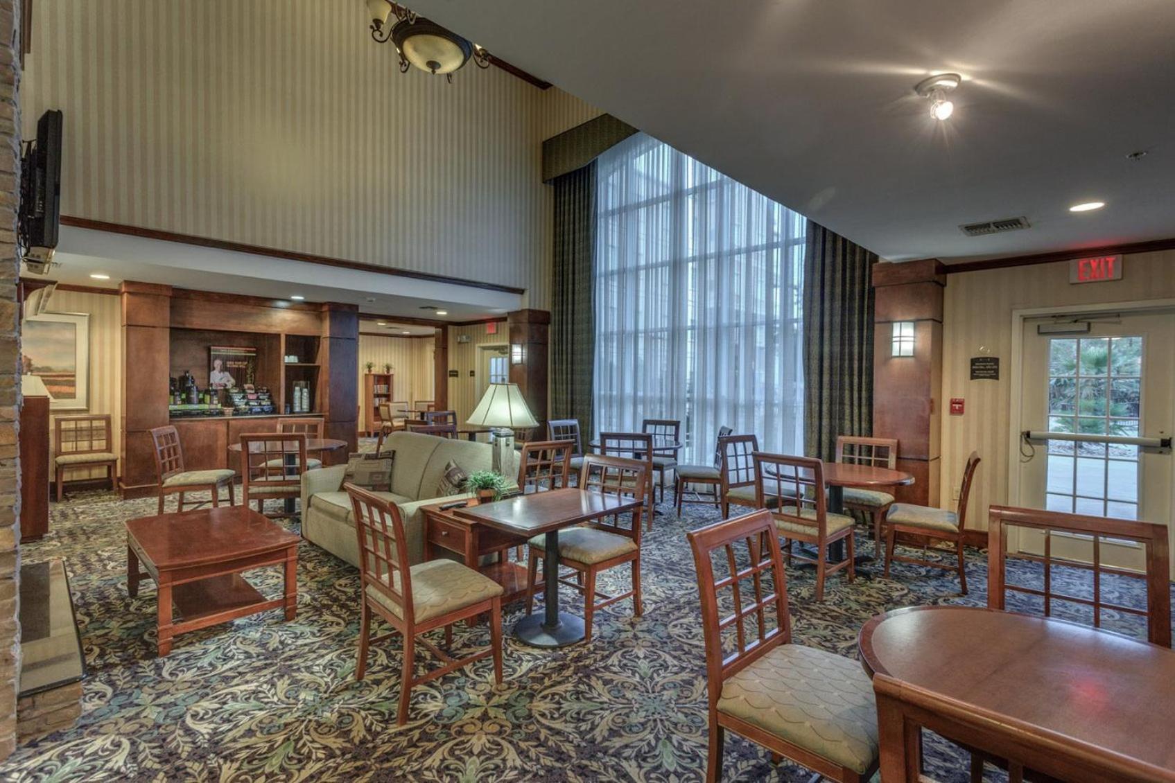 Staybridge Suites Austin Airport By Ihg Екстериор снимка